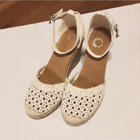 JOURNEE COLLECTION White Sierra Espadrille Wedge Sandal Size 9 - Picture 3 of 10